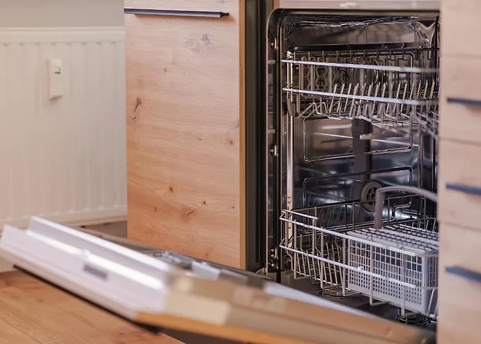 Apartamento Warmstay I Ferienunterkunft Mit Balkon I Key-box Check-in *