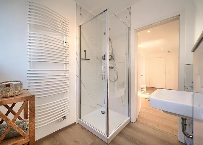 Apartamento Warmstay I Ferienunterkunft Mit Balkon I Key-box Check-in