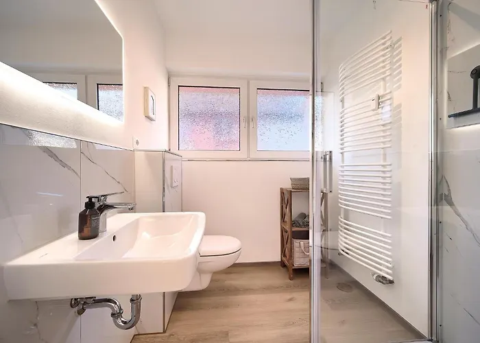 Apartamento Warmstay I Ferienunterkunft Mit Balkon I Key-box Check-in