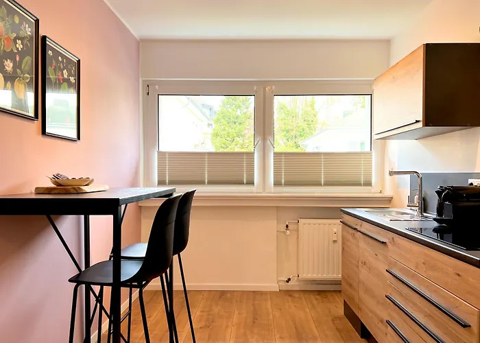 Apartamento Warmstay I Ferienunterkunft Mit Balkon I Key-box Check-in